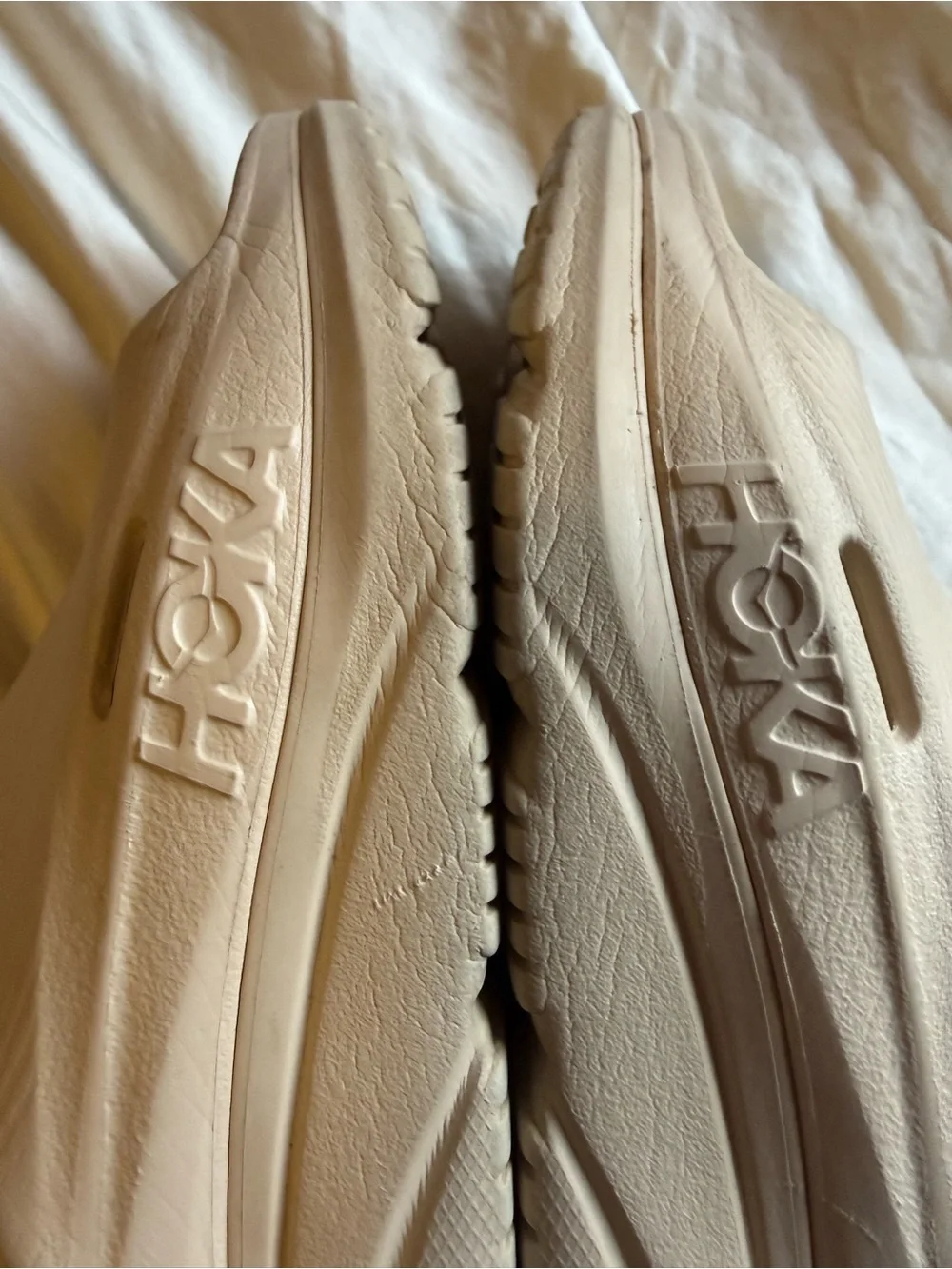 HOKA Ora Recovery Slides Unisex Men’s 9 / Women’s 11 Beige Cushioned Sandals